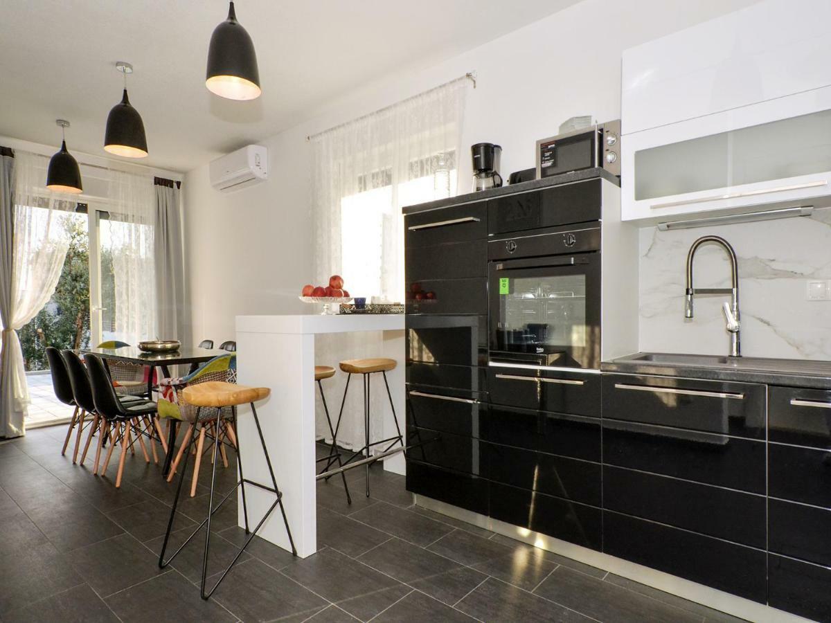 Deluxe Apartman Porto Trogir Zewnętrze zdjęcie