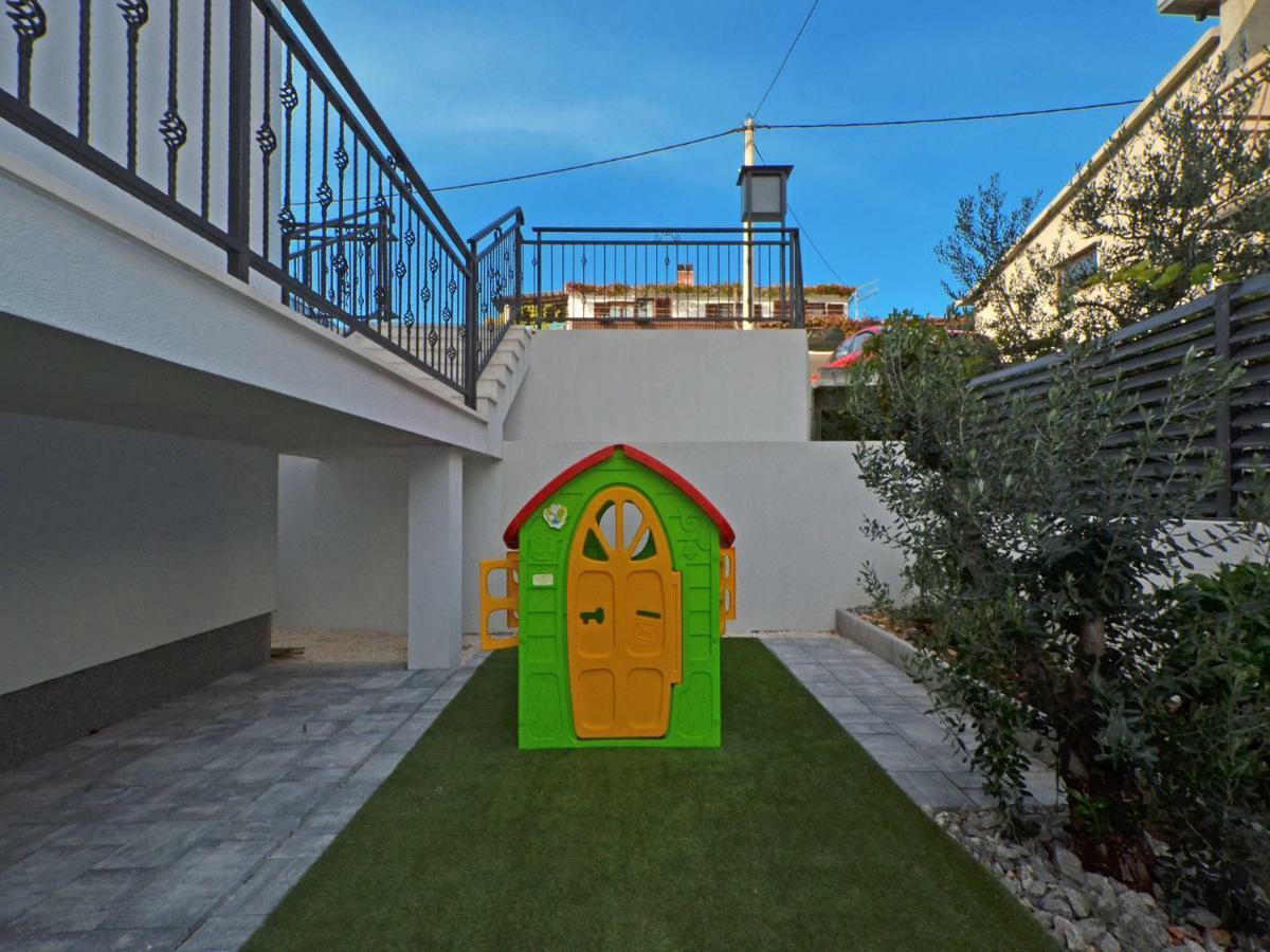 Deluxe Apartman Porto Trogir Zewnętrze zdjęcie