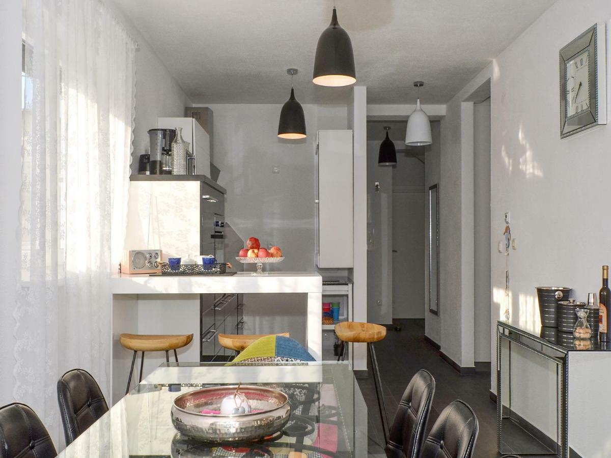 Deluxe Apartman Porto Trogir Zewnętrze zdjęcie